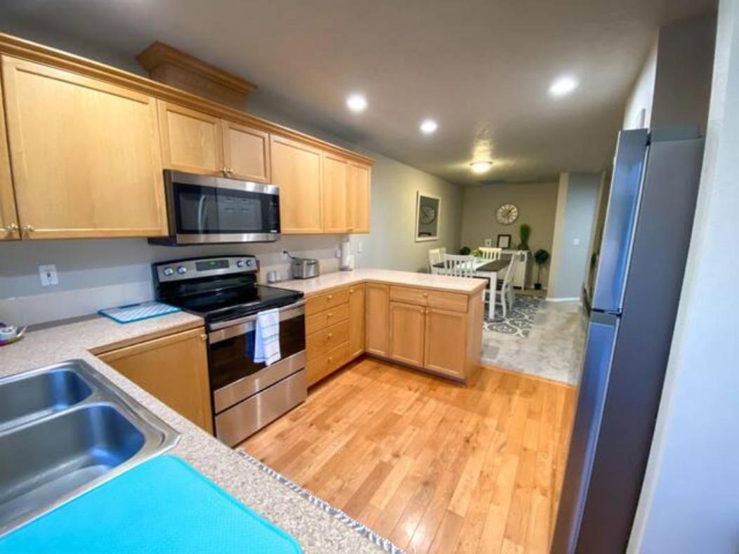 The Getaway Se Boise Condo Across The Street From Greenbelt, Bown Crossing And Boise River 3Bd 3Bath, 4 Beds! Lovely, Homey, Dining Table Seats 6 Ngoại thất bức ảnh