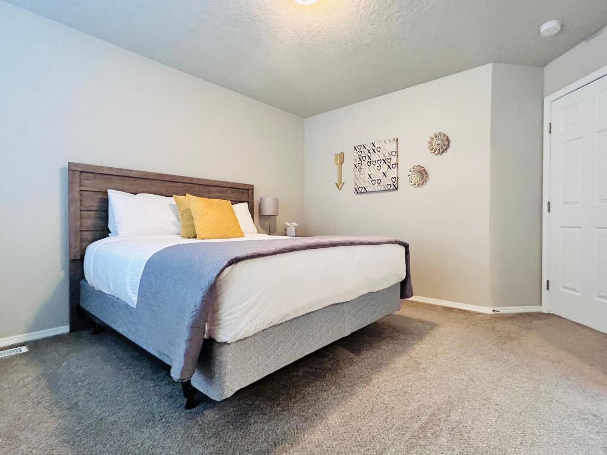 The Getaway Se Boise Condo Across The Street From Greenbelt, Bown Crossing And Boise River 3Bd 3Bath, 4 Beds! Lovely, Homey, Dining Table Seats 6 Ngoại thất bức ảnh